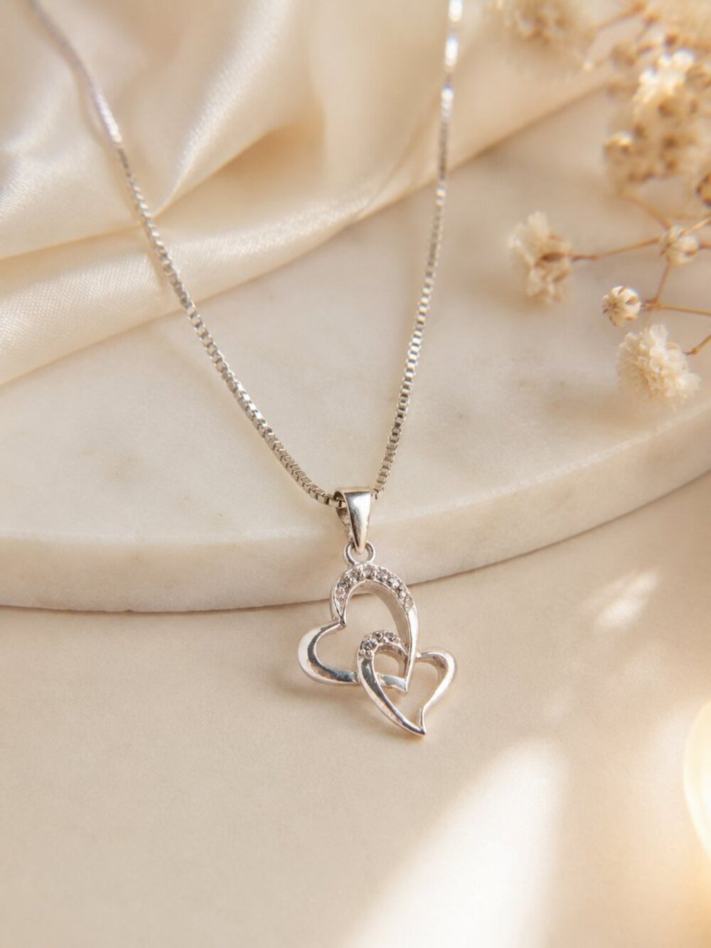 925 Sterling Silver Diamond Accent Intertwined Double Heart Pendant Necklace 18"